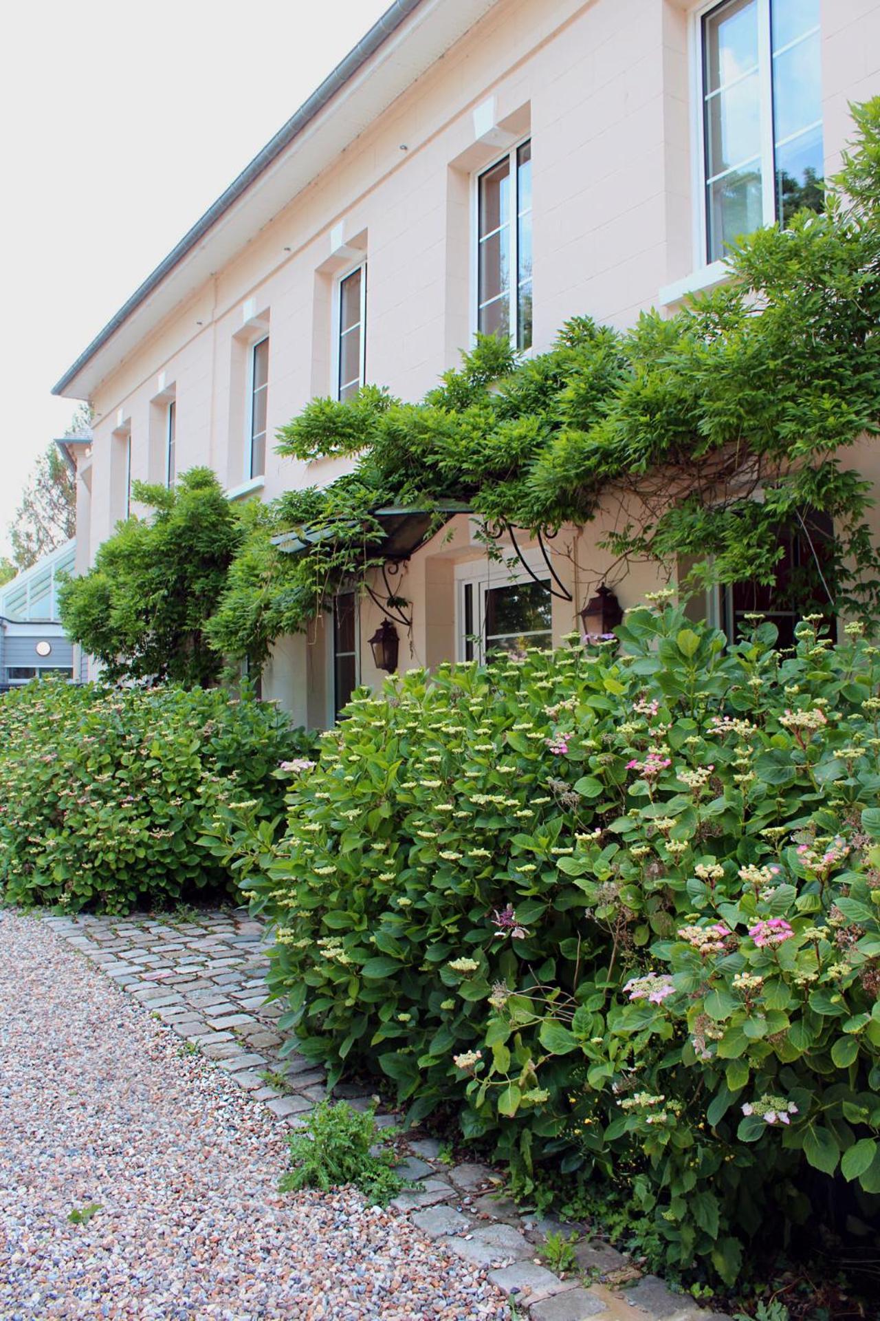 Maison Menadel อีฟโตต์ ภายนอก รูปภาพ